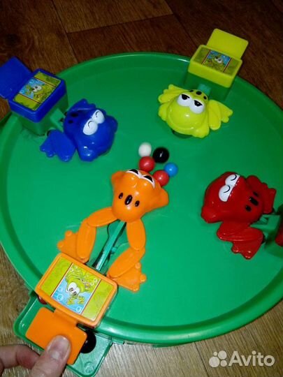 Игра Funny Frogs