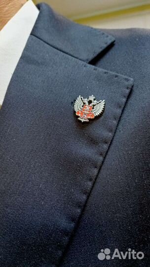 Значок - фрачник с эмблемой федерации бокса