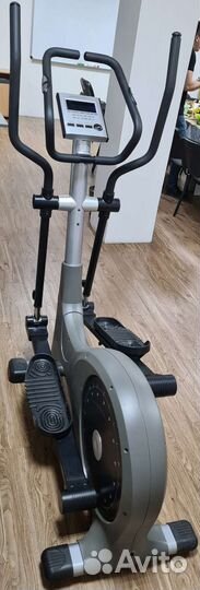 Эллиптический тренажёр BodyCraft ECT-2100