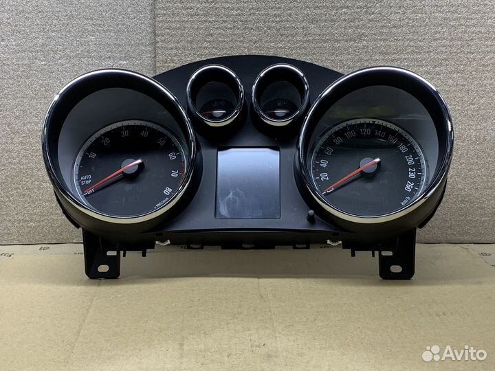 Панель приборов km/h Opel Astra J Zafira C