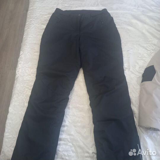 Горнолыжный комбинезон женский