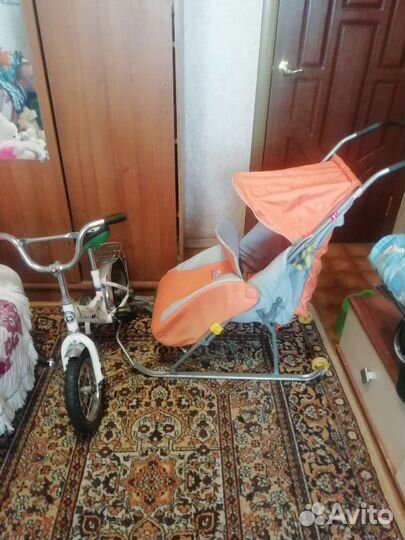 Продажа детских санок и волосипед