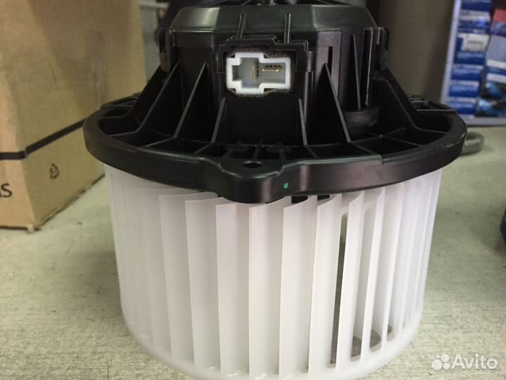 Мотор печки hyundai-IX35 97113-2Y000