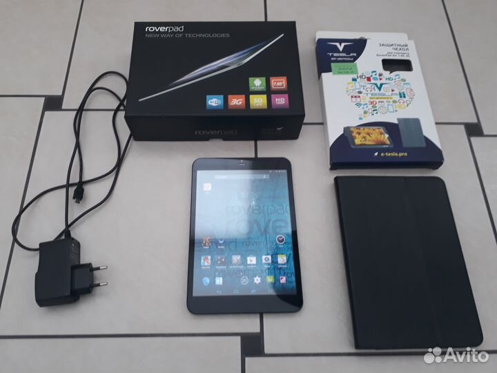 Планшет RoverPad Sky 7.85