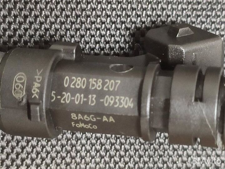 Форсунка топливная Ford Focus