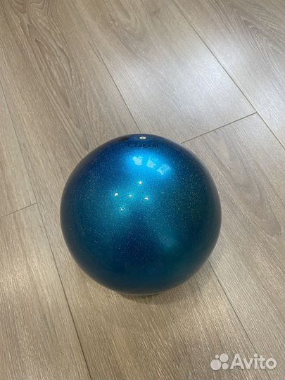 Гимнастический мяч