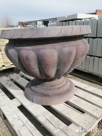 Бетонные вазоны, тротуарная плитка, бордюры