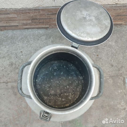 Алюминиевый бедон