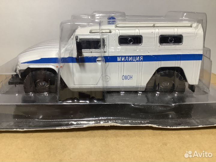 Модель автомобиля газ-233036 тигр 1:43 деа