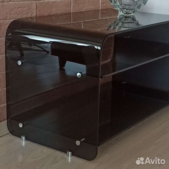 Тумба гнутое закалённое стекло Италия