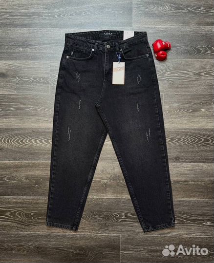 Джинсы с потертостями