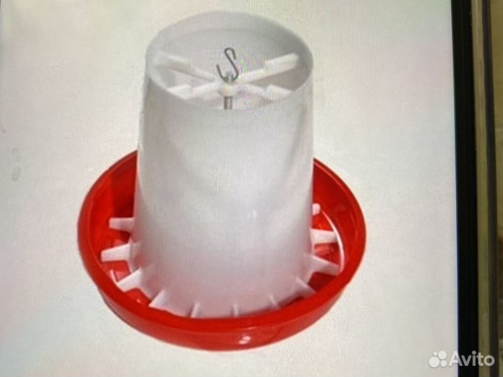 Кормушки для кур и Непыльные поилки