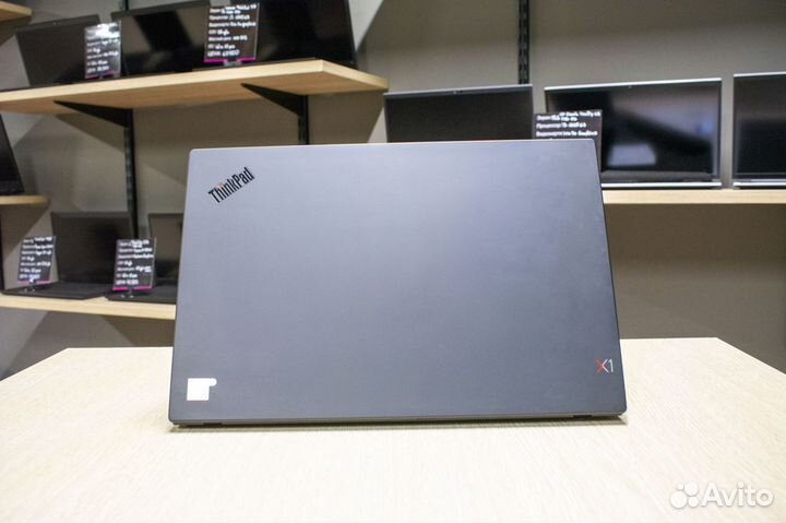 Lenovo thinkpad x1 carbon gen 7 / i5 8365 / 16gb