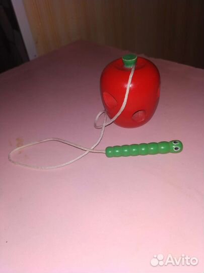 Шнуровка яблочко деревянное