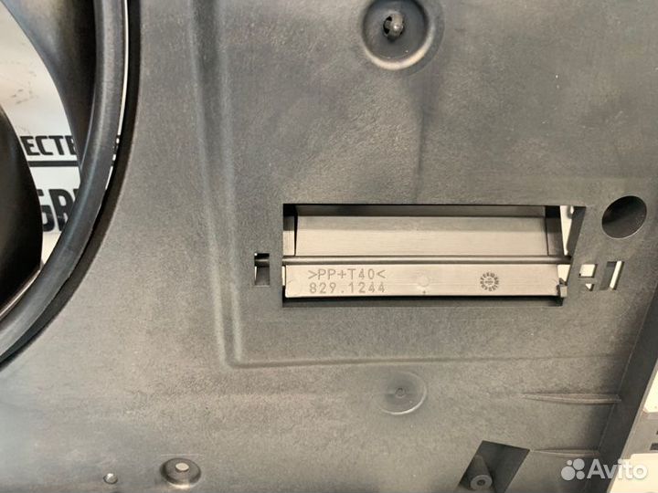 Вентилятор охлаждения Volvo V40 V60 S60 31368505
