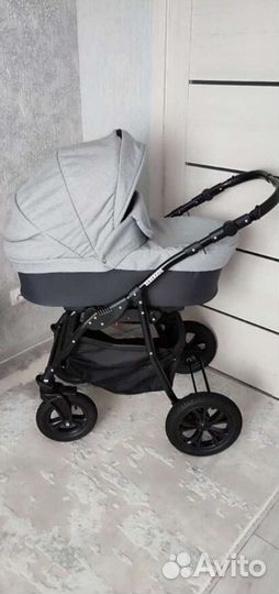 Прогулочная коляска 2 в 1