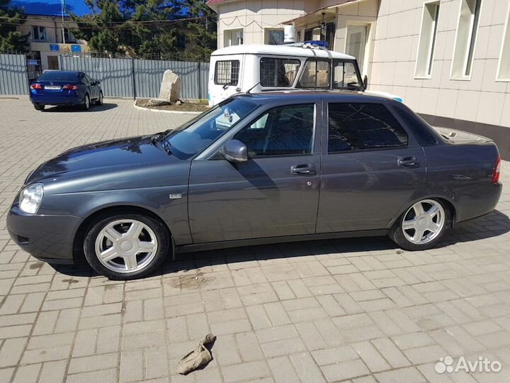 Крыло Приора Цвет Борнео 633