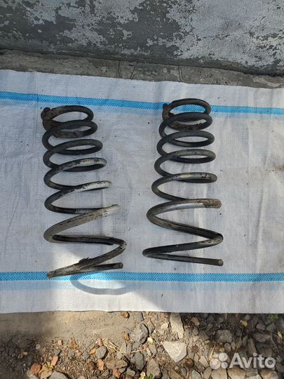 Задние пружины на хюндай акцент