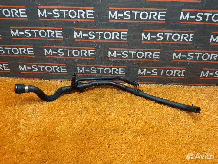 Патрубок системы охлаждения Audi A3 8P caxc 2009