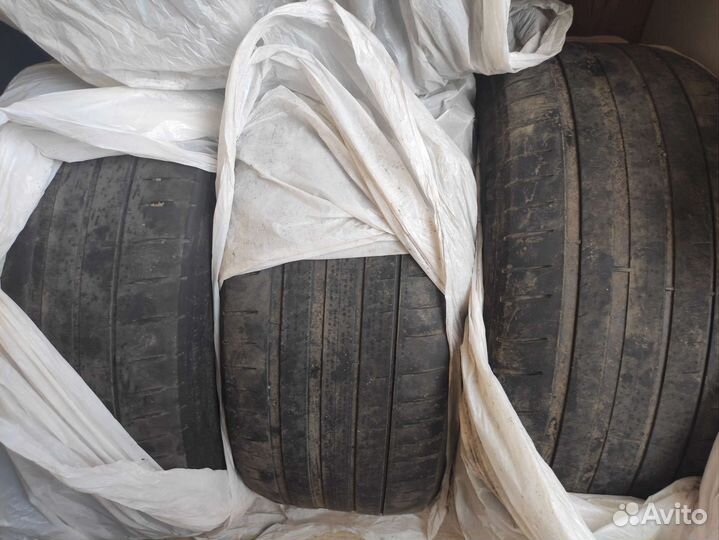 Michelin Pilot Sport 4 255/40 R19 100Y