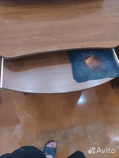 Компьютерный стол