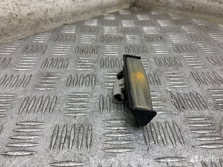 Фонарь подсветки номера Lexus Rx350 GSU35 2grfe