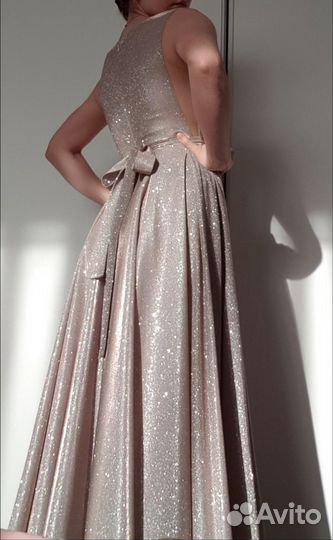 Вечернее платье