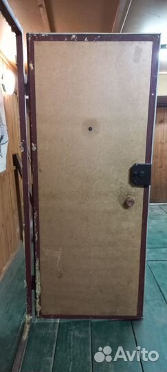Дверь входная металлическая