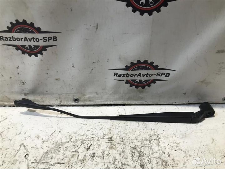 Поводок стеклоочистителя передний правый Chevrole