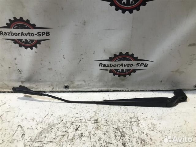 Поводок стеклоочистителя передний правый Chevrole