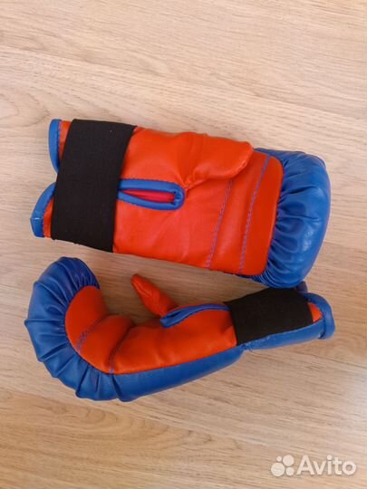 Боксерские перчатки детские