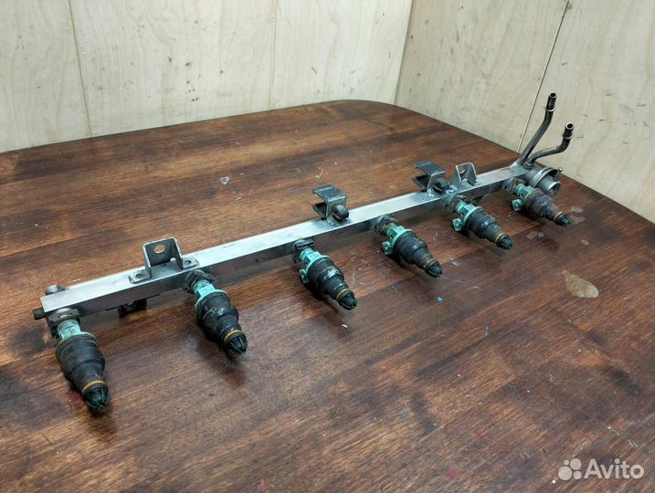 Топливная рампа форсунка BMW E36 M52 B20