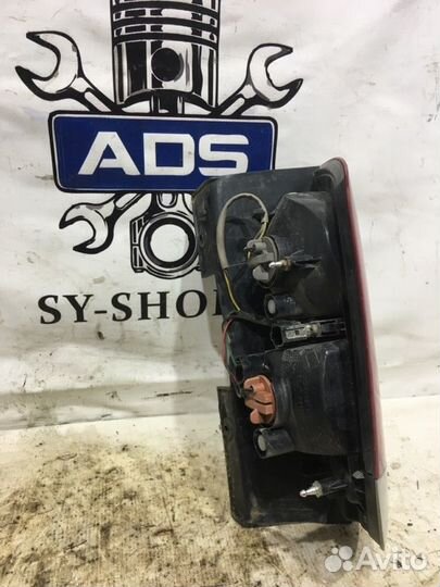 Фонарь правый Ssang Yong Kyron 1 D20DT 2006