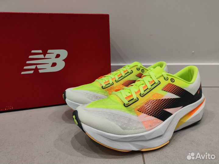 Кроссовки беговые New Balance FuelCell Rebel v4