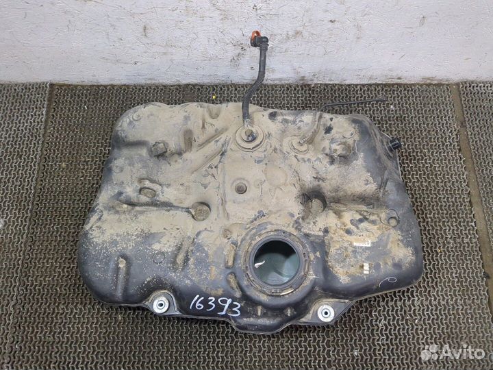 Бак топливный Toyota Camry XV70, 2019