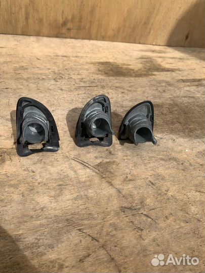 Заглушка ручки двери правая VW Passat B6 B7