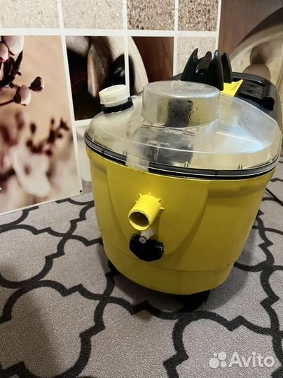 Пылесос Karcher puzzi 200