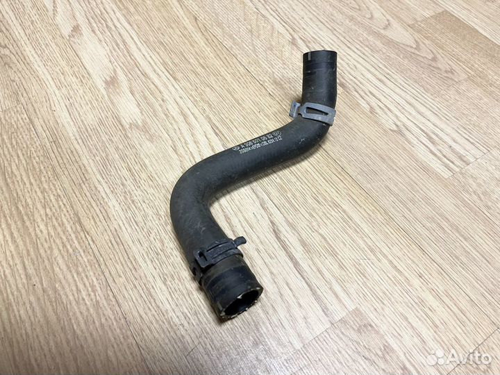 Трубка охлаждающей жидкости Mercedes W906