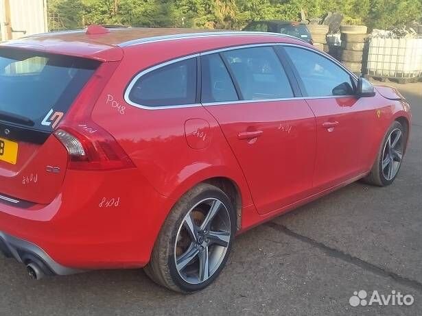 Защита радиатора Volvo V60 рест. 2014 31386719