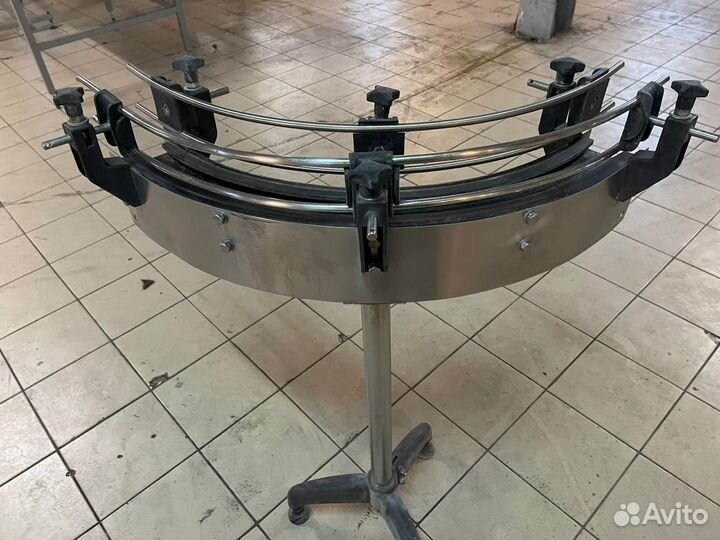 Поворотная секция пластинчатого конвеера