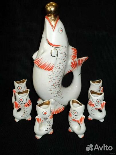 Фарфоровый сервиз 