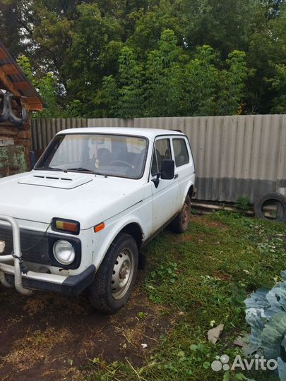 LADA 4x4 (Нива) 1.7 МТ, 1998, 123 000 км