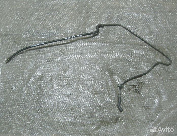 Трубка топливная Audi 80 B3 1.8