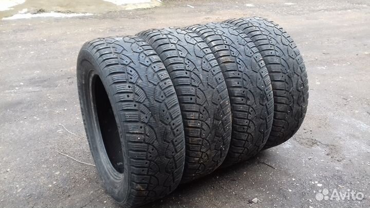 Continental Conti4x4IceContact 215/65 R16 98Q
