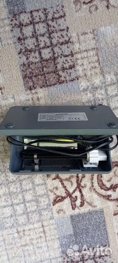 Детектор фальшивых банкнот