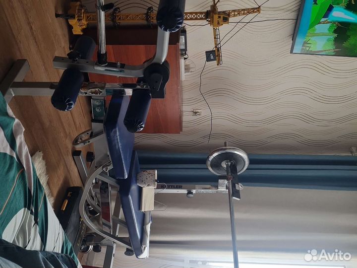 Скамья для жима со стойками и штангой