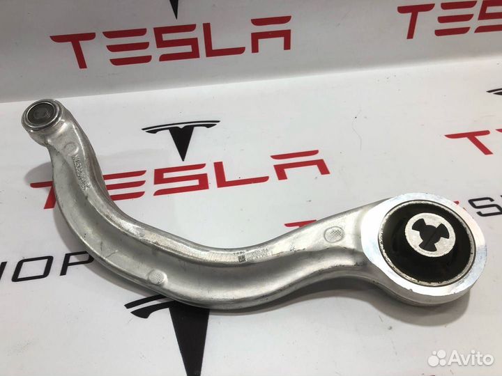 Рычаг передний нижний (банан) Tesla Model 3 2019