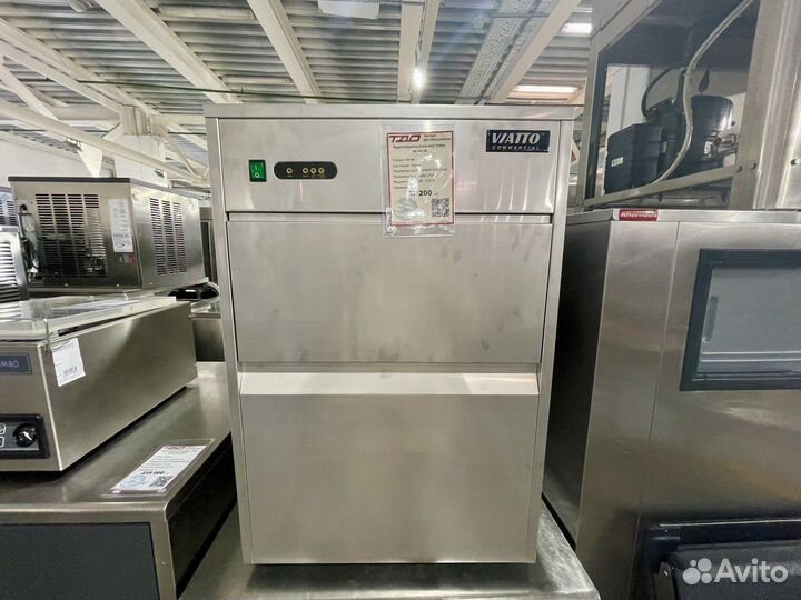 Ледогенератор для бара