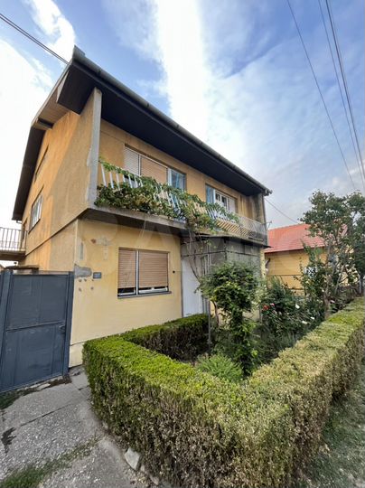 Дом 226 м² на участке 813 м² (Сербия)