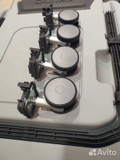 Переноска MPS Skudo 6 с колёсами